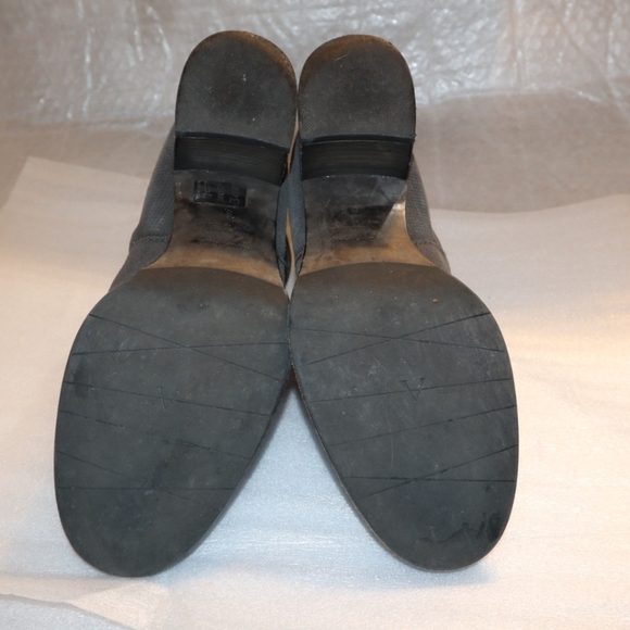 Aquatalia Womens Taylor Textured Suede Stack Heeled Zip Back Booties sz 8 gray - Picture 8 of 8